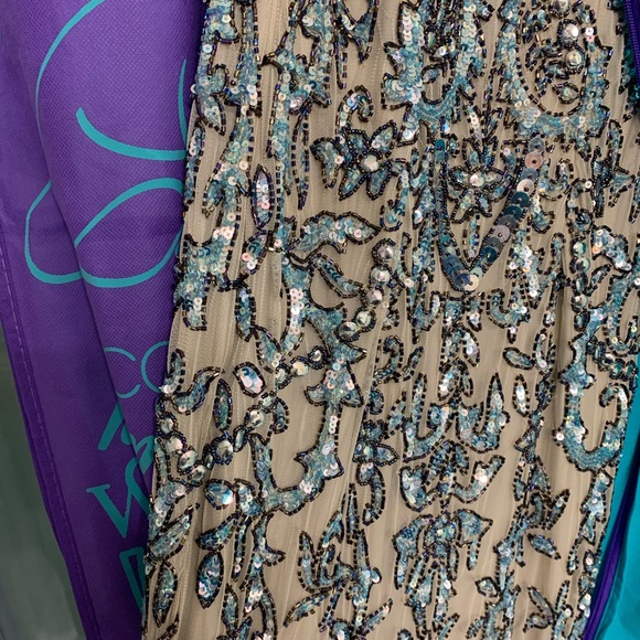 Prom or Evening Gown - Picture 6 of 6